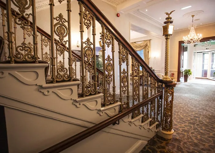 Grand Hotel